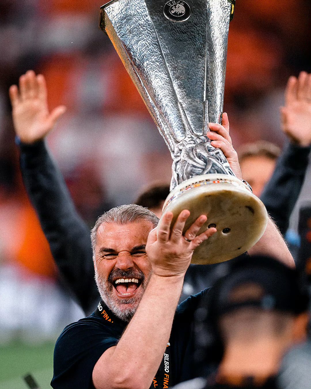 关于阿贾克斯狂胜皇马，演绎欧冠传奇的信息