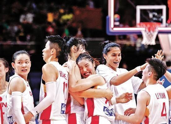 南非女篮英勇争斗，成功挺进四强(南非联赛女子ds)